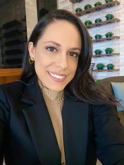 Viviane Fialho